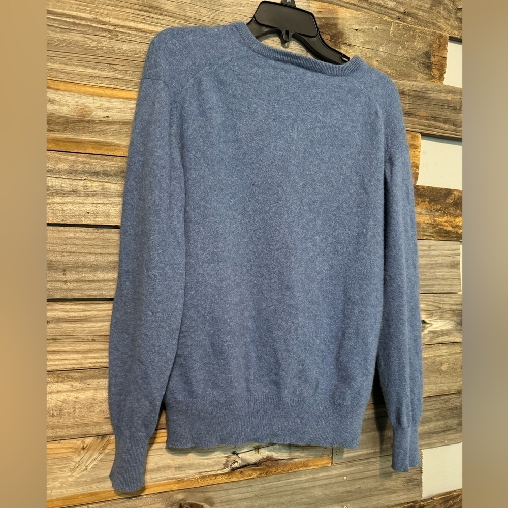 DUNCAN CAMERON of
Hawick- Size large-100% Cashmere - Picture 6 of 6